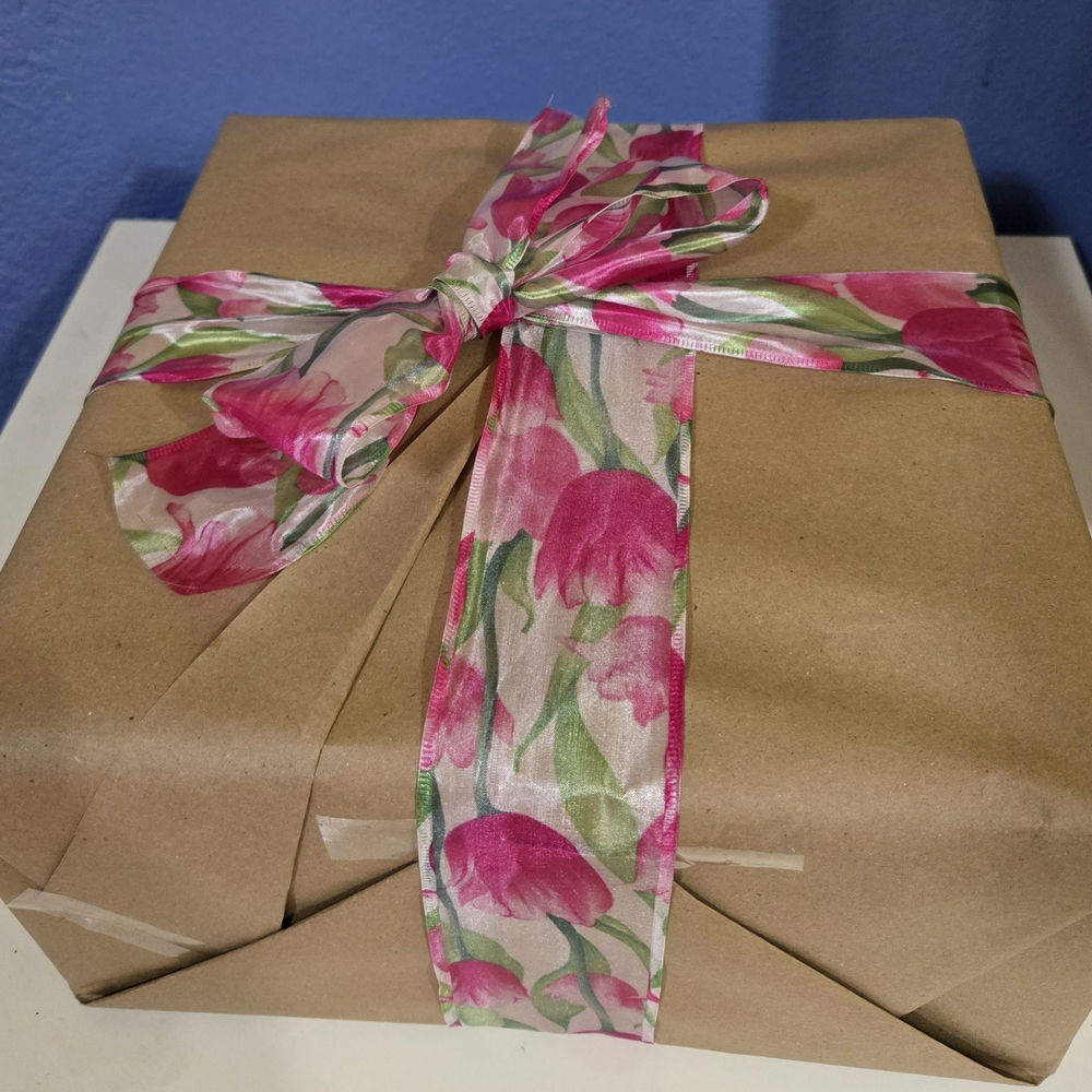 MYSTERY PACKAGE Gift Box GIRLS CLOTHING SHOES TOY 5 LB